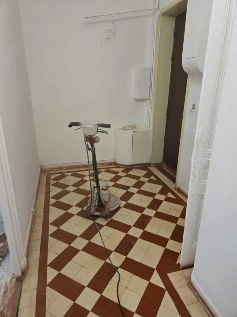 Chantier marbre en cours — mars 2026