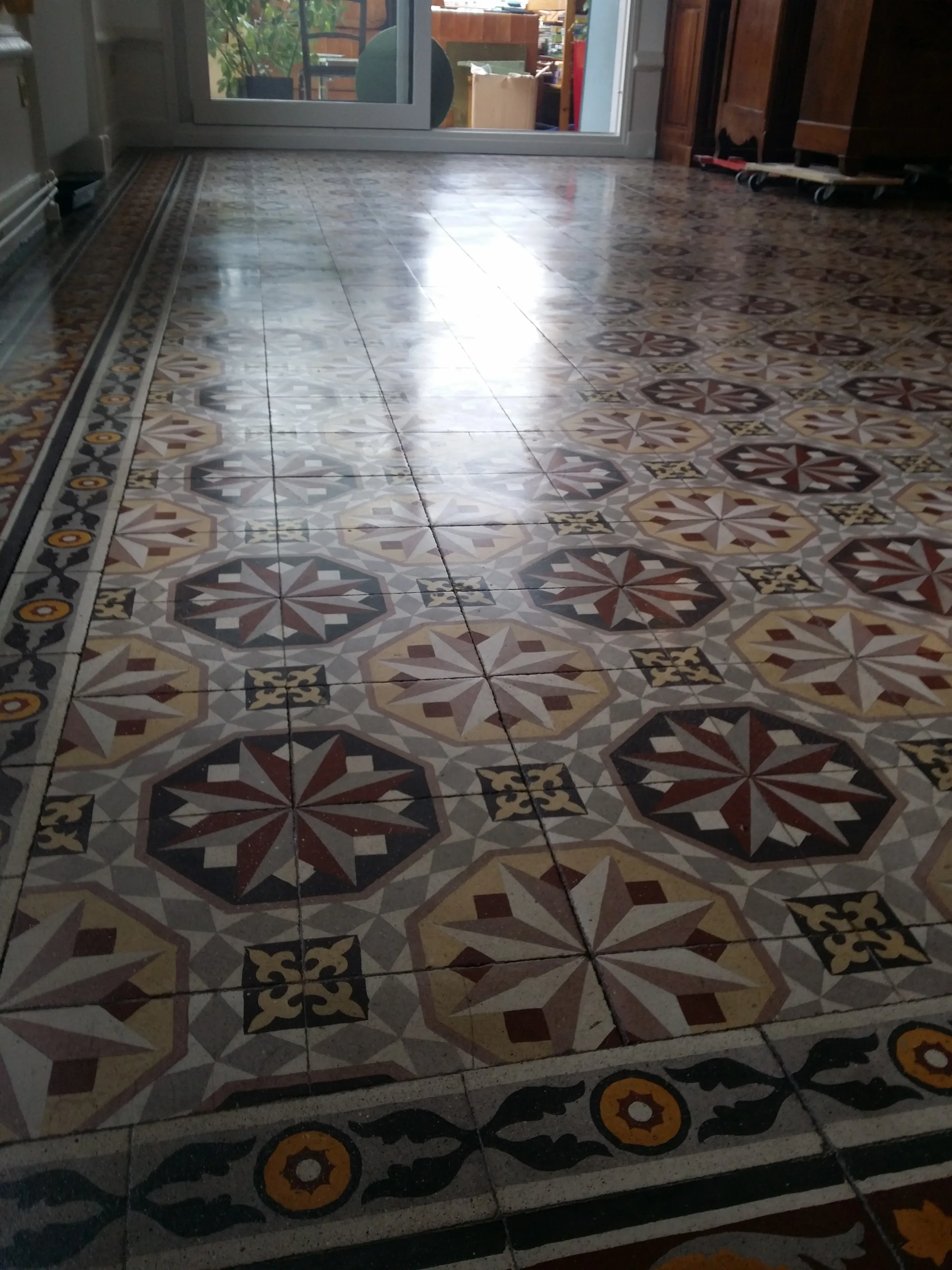 Carreaux ciment peint